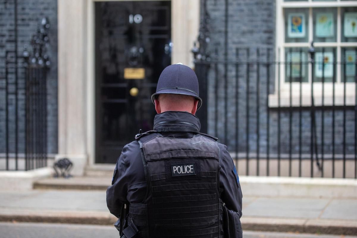 Policía en Downing Street. Policía en Downing Street.