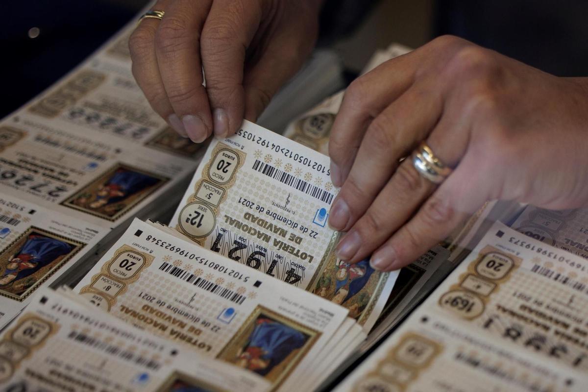 ¿Cuánto se gastan los españoles en loteria?