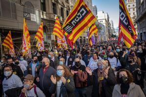 Manifestación de UGT y CCOO el pasado diciembre en Barcelona para exigir mejores salarios