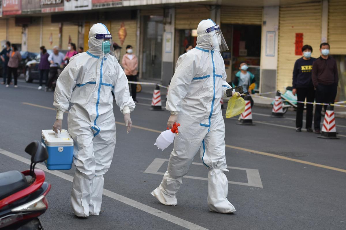 China asegura que la situación en torno a la pandemia está "bajo control"