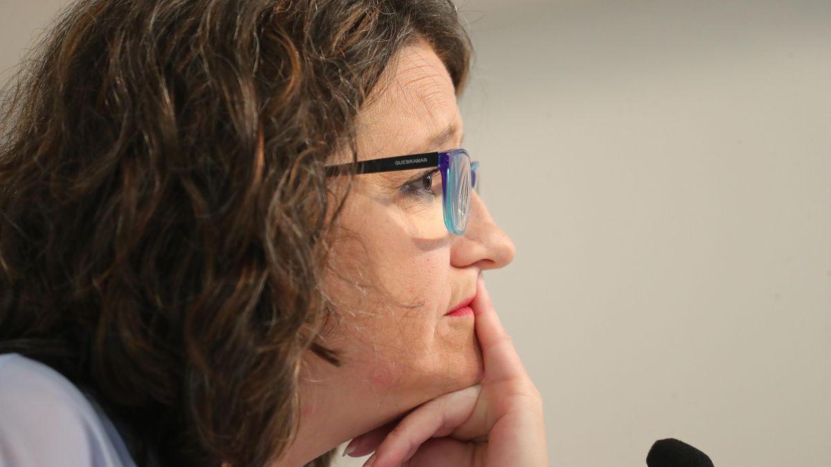 Mónica Oltra. Mónica Oltra.