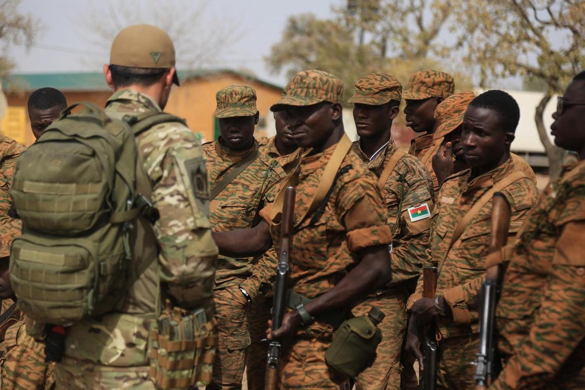 Burkina Faso neutraliza a unos treinta terroristas