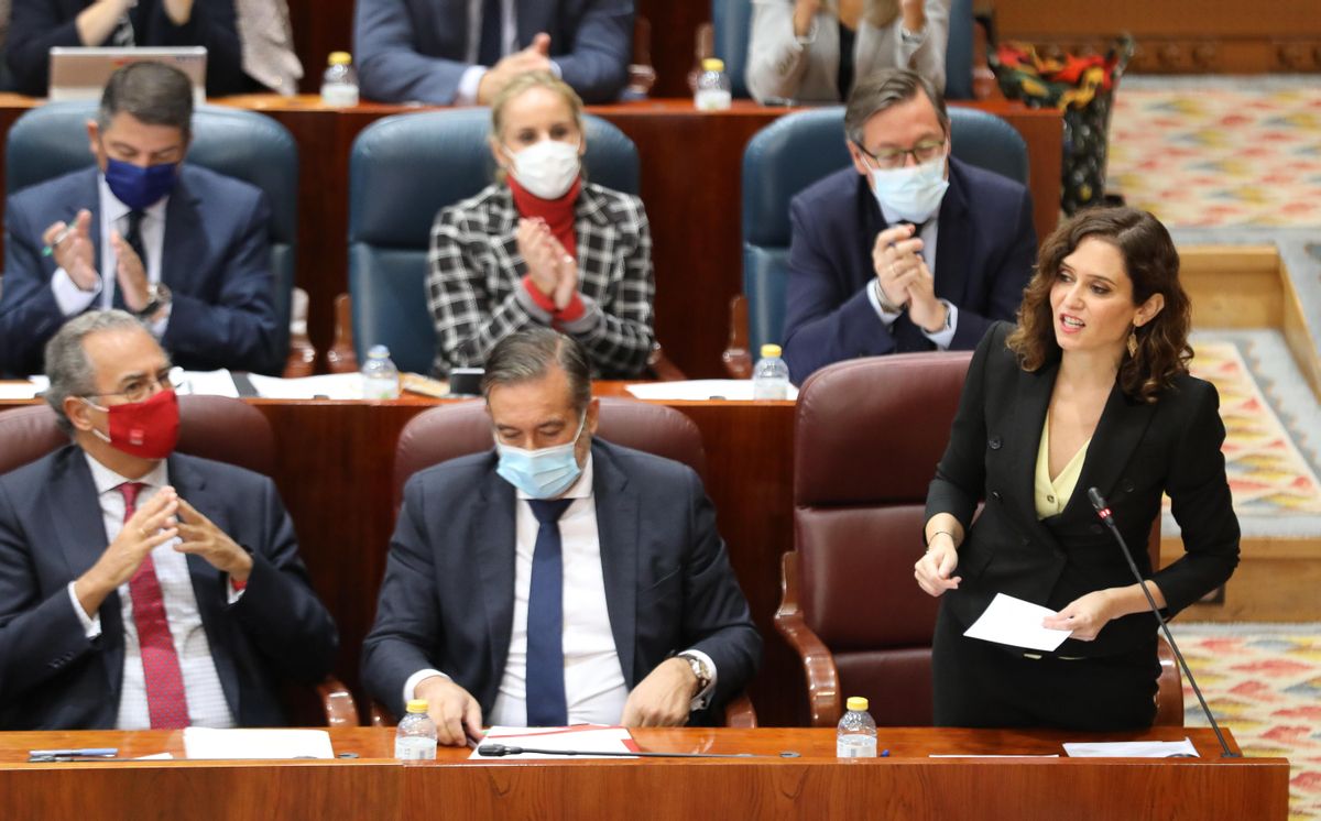 Isabel Díaz Ayuso, junto a miembros de su gobierno en la Asamblea de Madrid, Isabel Díaz Ayuso, junto a miembros de su gobierno en la Asamblea de Madrid,