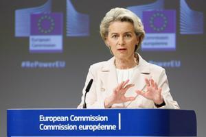 Bruselas tendrá lista en "semanas" la intervención de emergencia en el mercado eléctrico