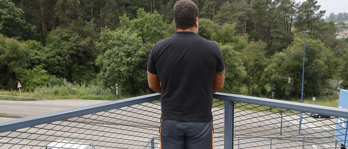 Brutal agresión homófoba en Vigo al grito de "maricón": "Me tiraron una nevera a la cabeza" Brutal agresión homófoba en Vigo al grito de "maricón": "Me tiraron una nevera a la cabeza"