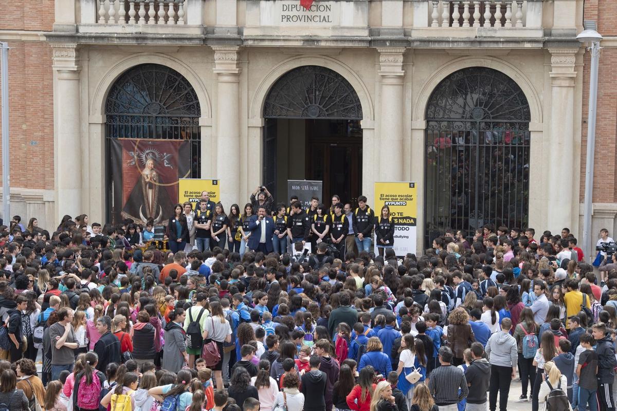 Radiografía del acoso escolar en España: uno de cada cuatro alumnos conoce víctimas de ‘ciberbullying’