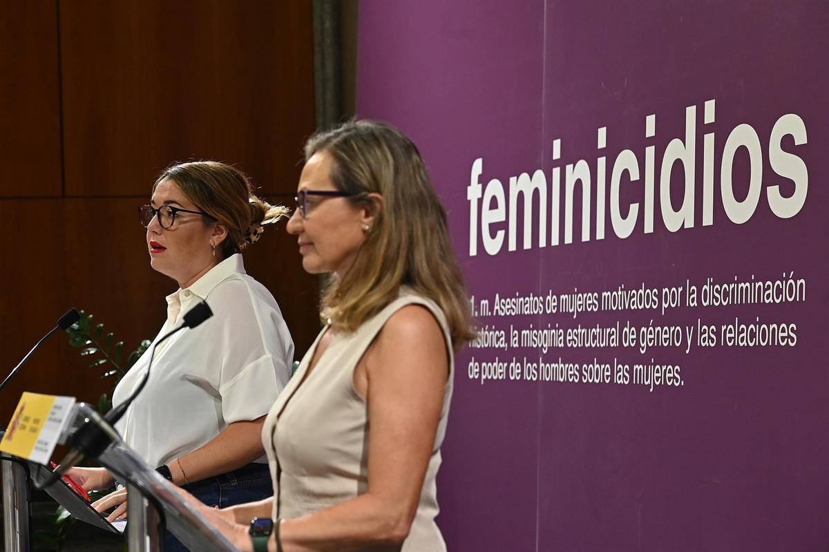 La secretaria de Estado de Igualdad y contra la Violencia de Género, Ángela Rodríguez, y la delegada del Gobierno contra la Violencia de Género, Victoria Rosell, informan por primera vez sobre la estadística de feminicidios.