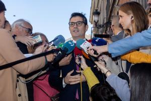 El ministro de Presidencia, Félix Bolaños, atiende a los medios este jueves, antes de la reunión del Consejo de Estado para elegir como presidenta a Magdalena Valerio. 