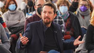 El exvicepresidente del Gobierno, Pablo Iglesias, interviene en un coloquio junto a los candidatos de Unidas Podemos por Valladolid
