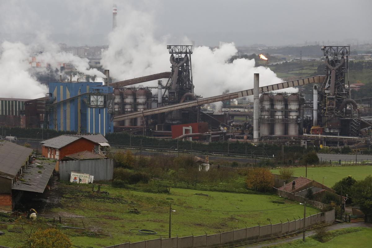 La gran industria pide que Bruselas amplíe hasta 2028 el plazo del Perte de descarbonización industrial