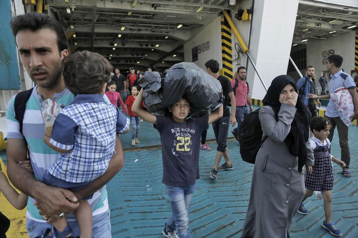 Grecia, a juicio contra las oenegés que ayudan a los migrantes en el mar Grecia, a juicio contra las oenegés que ayudan a los migrantes en el mar