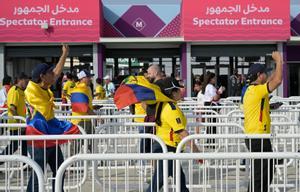 Qatar, el país del trillón de vallas y el millón de vigilantes de seguridad