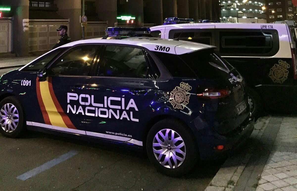 Un menor de 13 años apuñala en Madrid a la madre de su novia