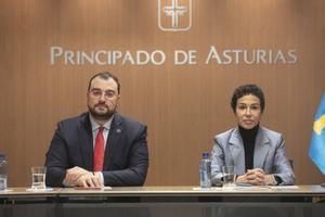 Pedro Sánchez exigió a la ministra de Transportes dimisiones o su propia cabeza