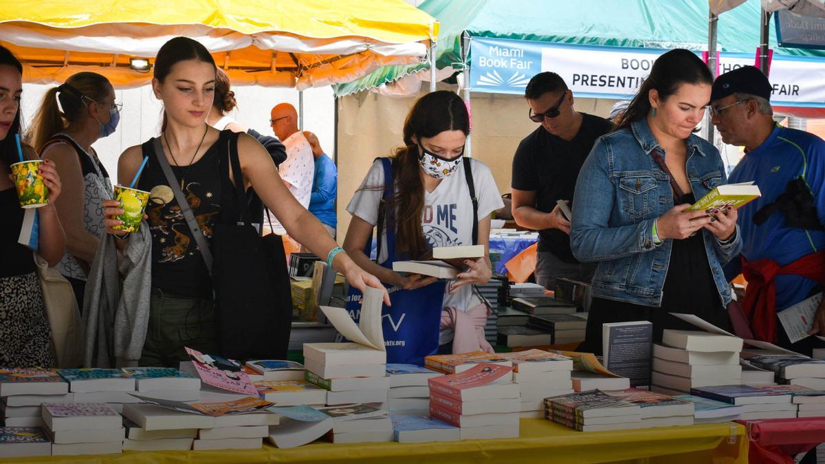 La Feria del Libro de Miami, en el ’downton’ de la ciudad estadounidense