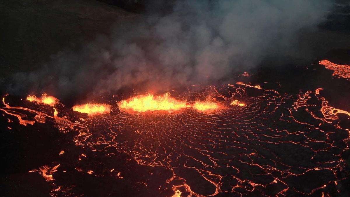 Entra en erupción en Islandia el volcán Fagradalsfjall
