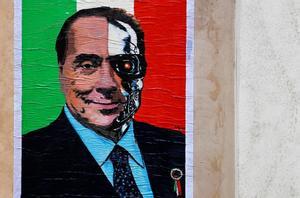 Un mural de Silvio Berlusconi fotografiado ayer en una calle de Roma, Italia. EFE/EPA/Riccardo Antimiani