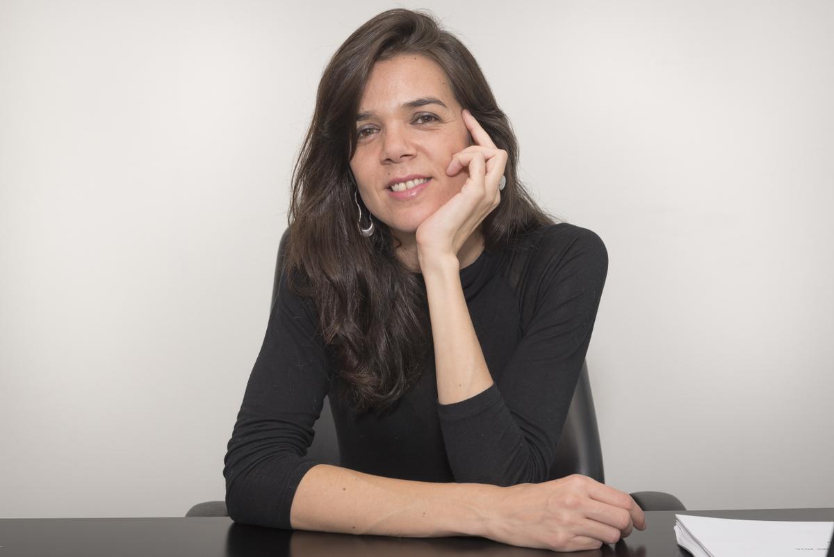 La escritora Lara Moreno, autora de ’La ciudad’.