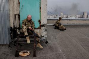 La OTAN dice que Rusia no está retirando tropas de Ucrania sino reposicionándolas
