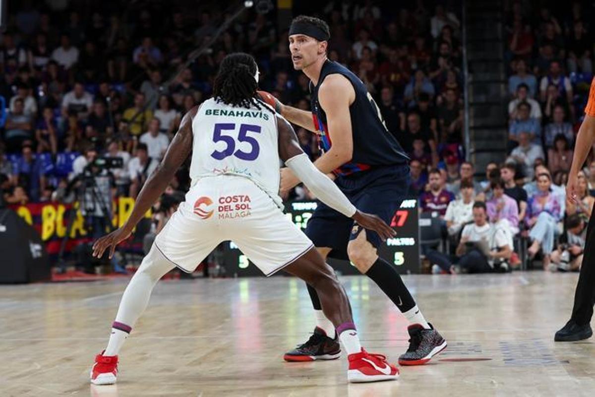 Barça y Unicaja vivieron un intenso partido para abrir las semifinales en el Pala. Barça y Unicaja vivieron un intenso partido para abrir las semifinales en el Pala.