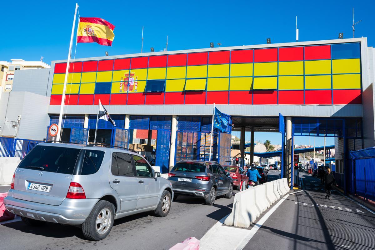 27 de enero de 2023. Ceuta.- Imagen de la frontera de Ceuta con Marruecos