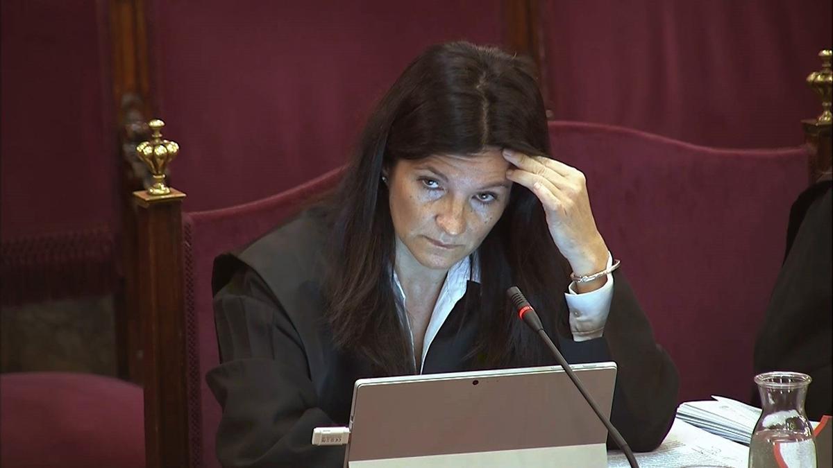 La jefa penal de la Abogacía del Estado, Rosa María Seoane, durante el juicio del ’procés’ en el Tribunal Supremo