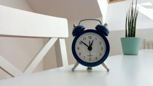 Cambio de hora en marzo de 2023: ¿se atrasa o se adelanta el reloj en el horario de verano?