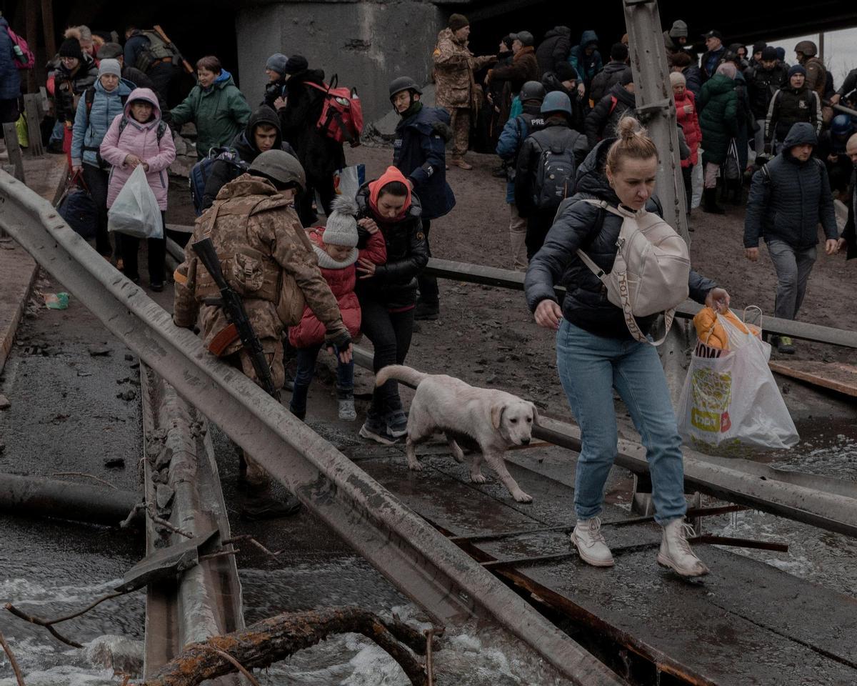 Se rompe el alto el fuego que trataba de asegurar el corredor humanitario en el este de Ucrania