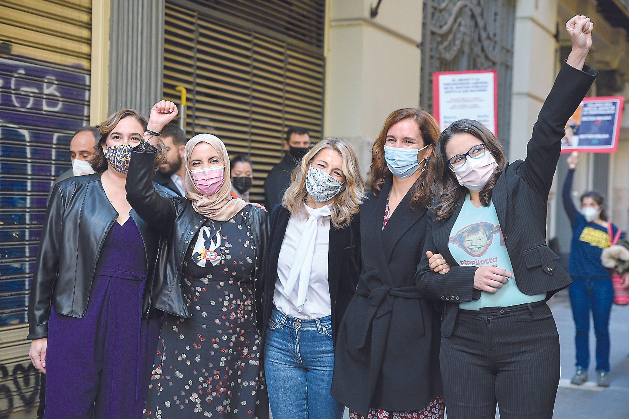 Se puede ser feminista y defender el velo? | El Periódico de España
