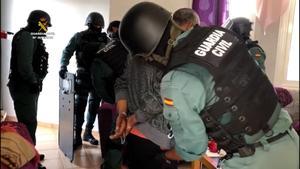 Detenidos 27 integrantes de una red que introducía hachís en Tenerife