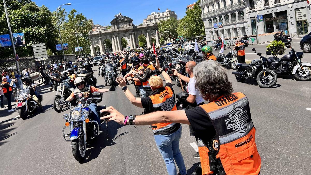 Más de 500 Harley-Davidson tomaron las calles de Madrid en la concentración KM0