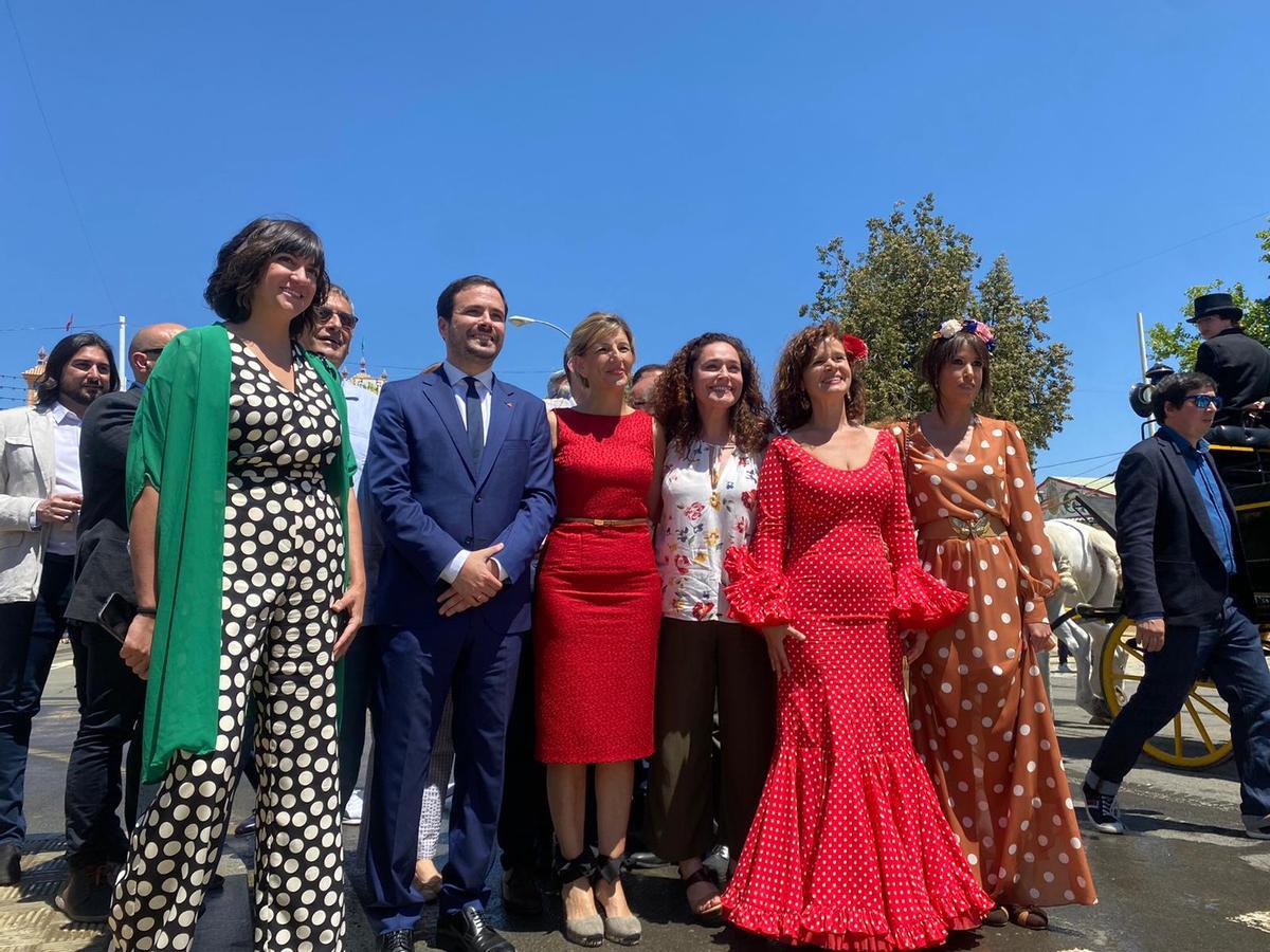 Alberto Garzón, Yolanda Díaz, Inmaculada Nieto, Esperanza García y Martina Velarde