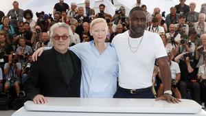 George Miller desconcierta en Cannes con su fantasía ‘anti-Mad Max’