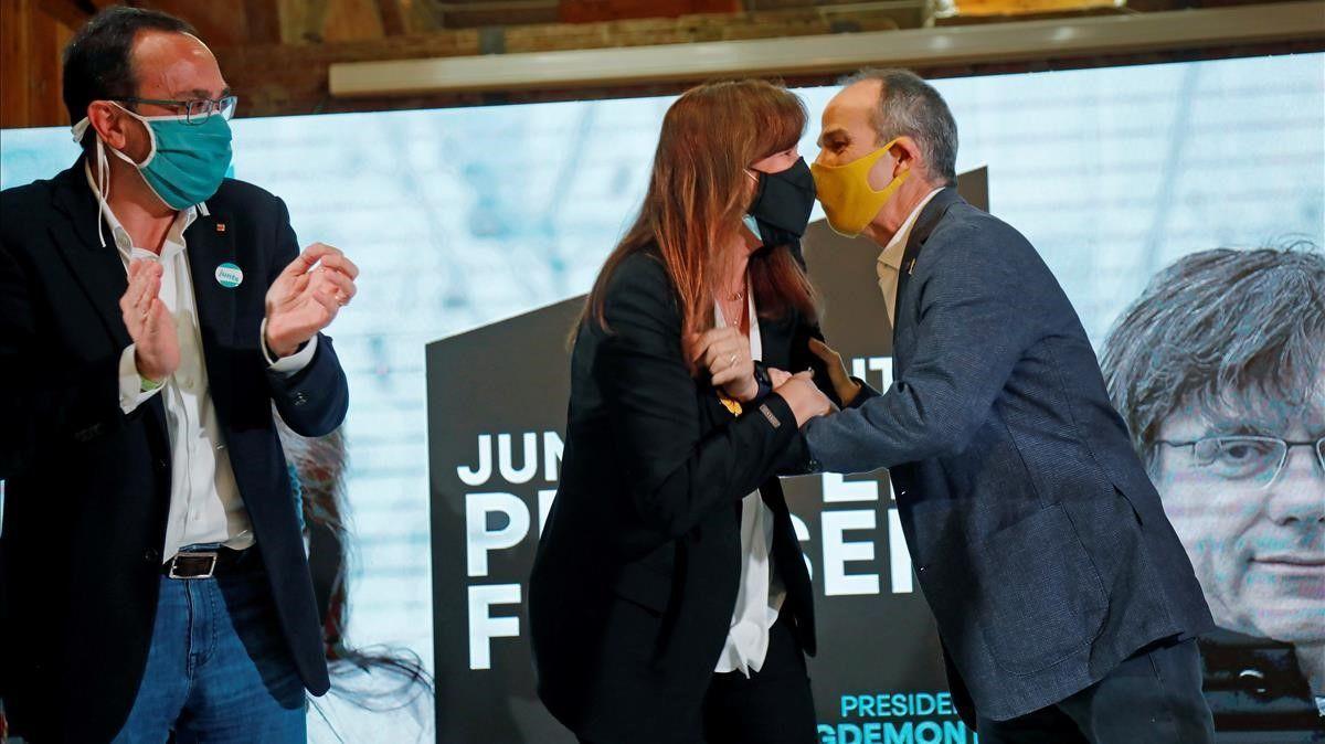 La candidata de JxCat a la presidencia de la Generalitat Laura Borras y los exconsellers Josep Rull y Jordi Turull.