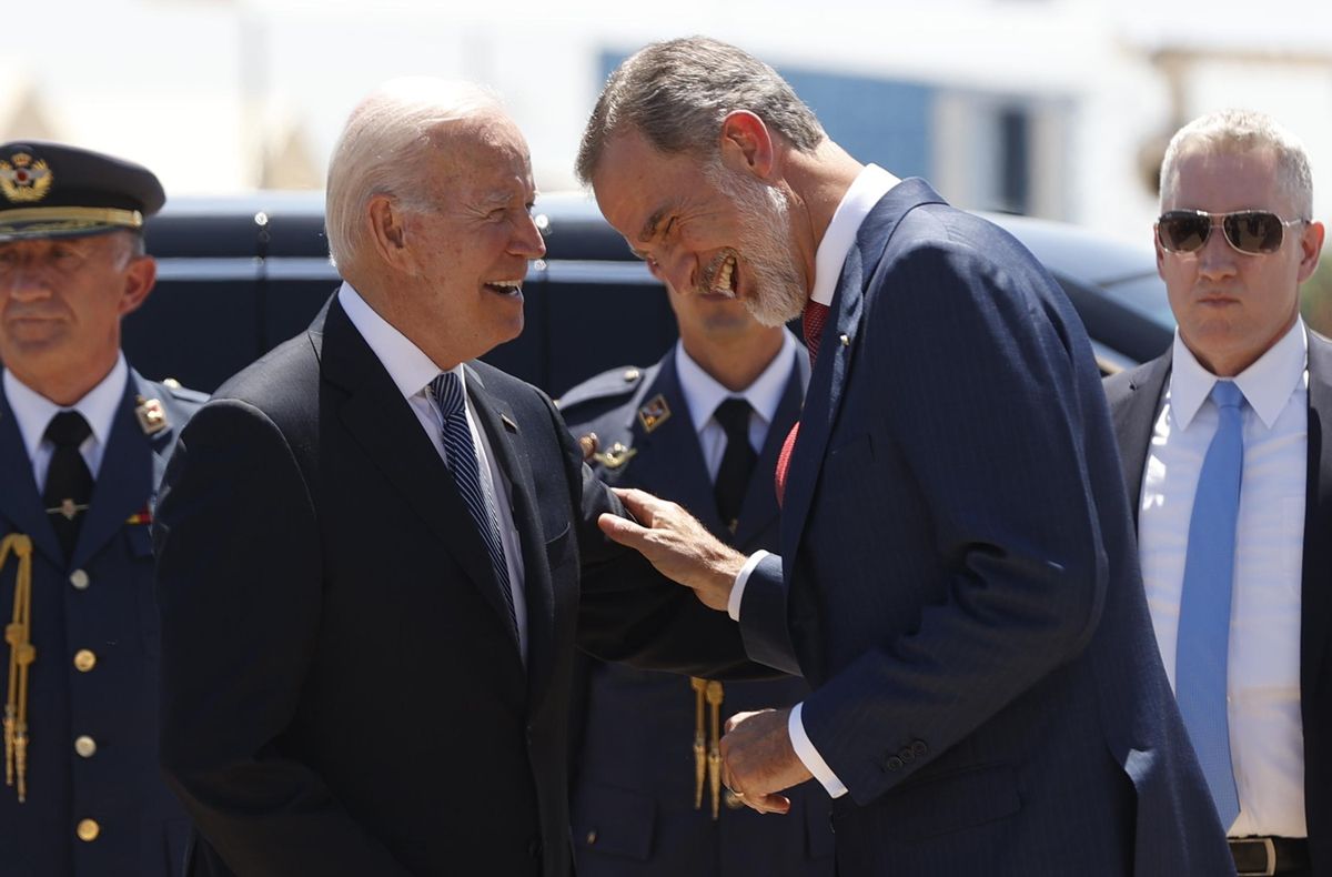 El presidente de EEUU, Joe Biden, junto al rey Felipe VI, en Torrejón de Ardoz. El presidente de EEUU, Joe Biden, junto al rey Felipe VI, en Torrejón de Ardoz.