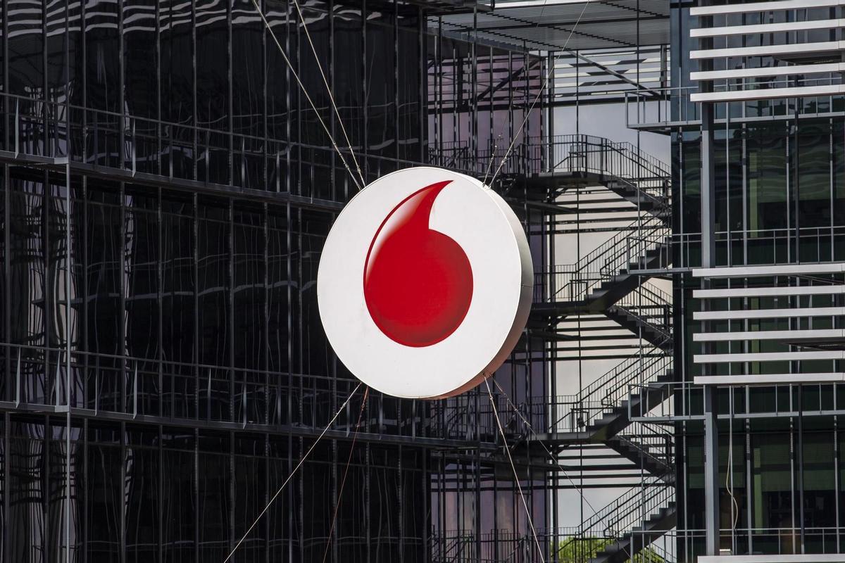 Vodafone España mantiene sus ventas, pero baja su rentabilidad en plena batalla comercial