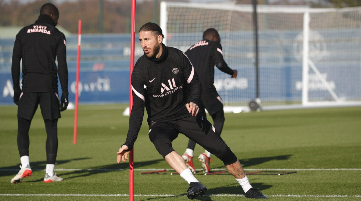 Sergio Ramos, en un entrenamiento con el PSG.