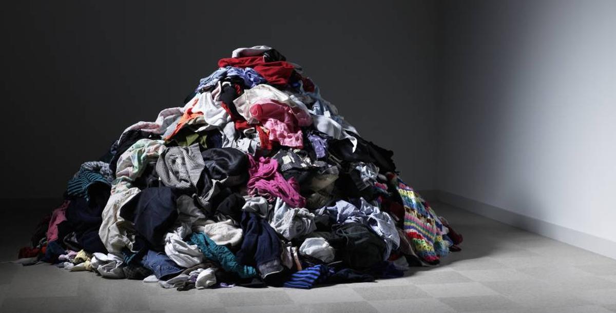 Lidl tiene el cesto que clasifica la ropa sucia y evita que la colada se o estropee | El Periódico de España