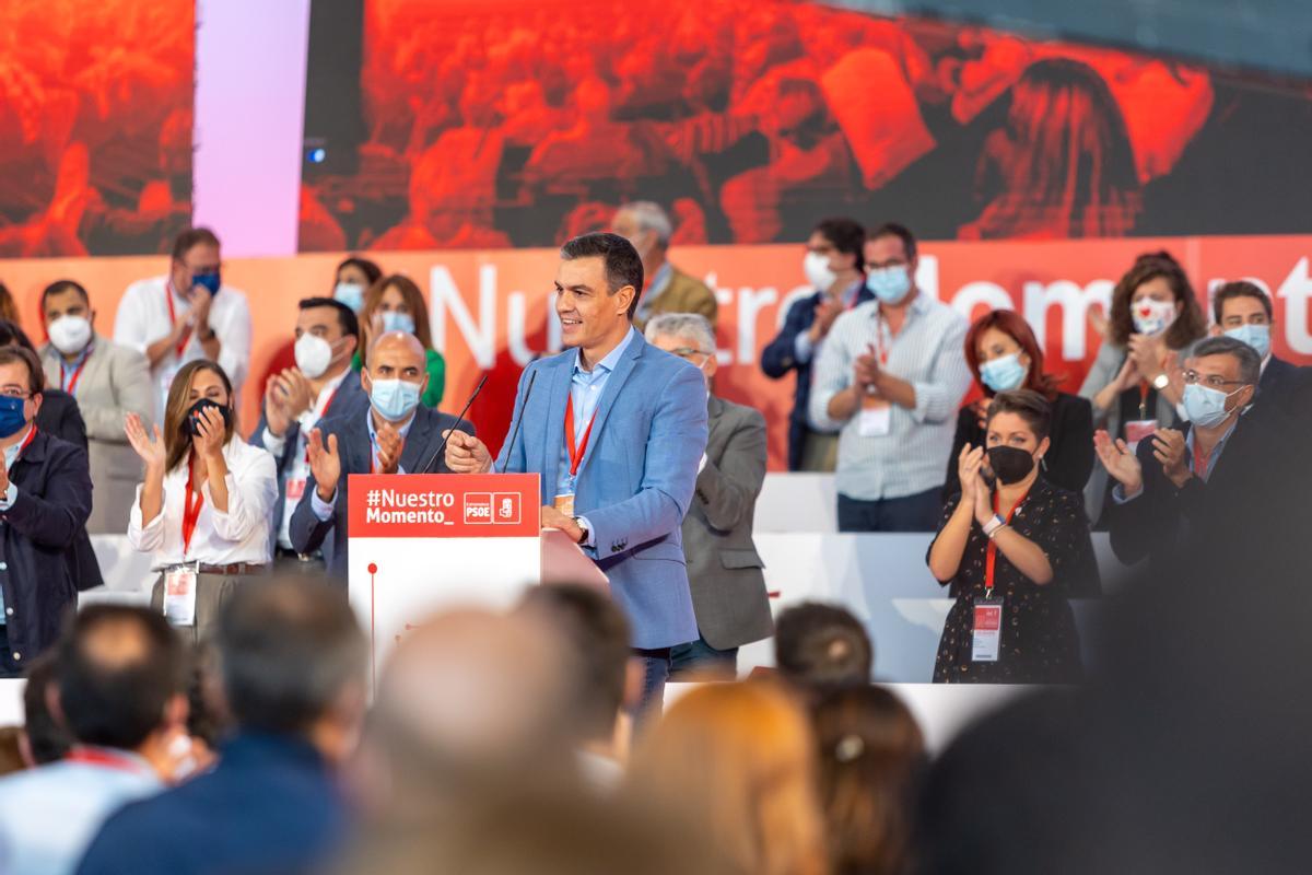 El secretario general del PSOE y presidente del gobierno, Pedro Sánchez, clausura el XIII Congreso del PSOE de Extremadura.