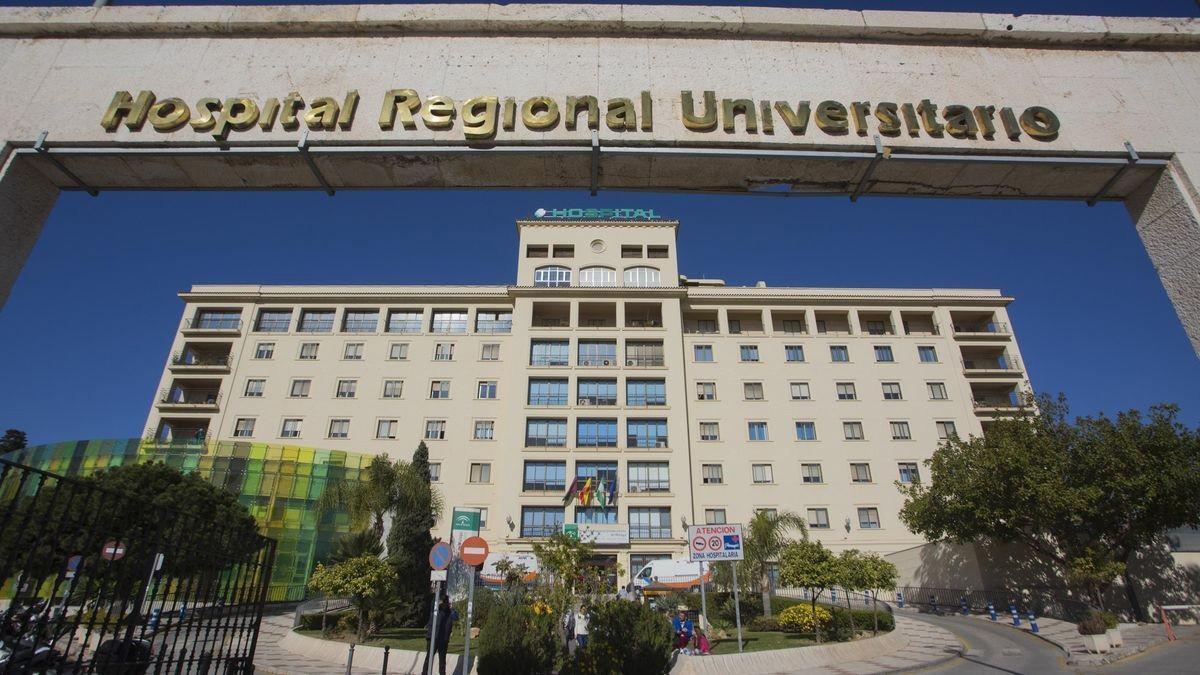 Fachada del Hospital Regional de Málaga.