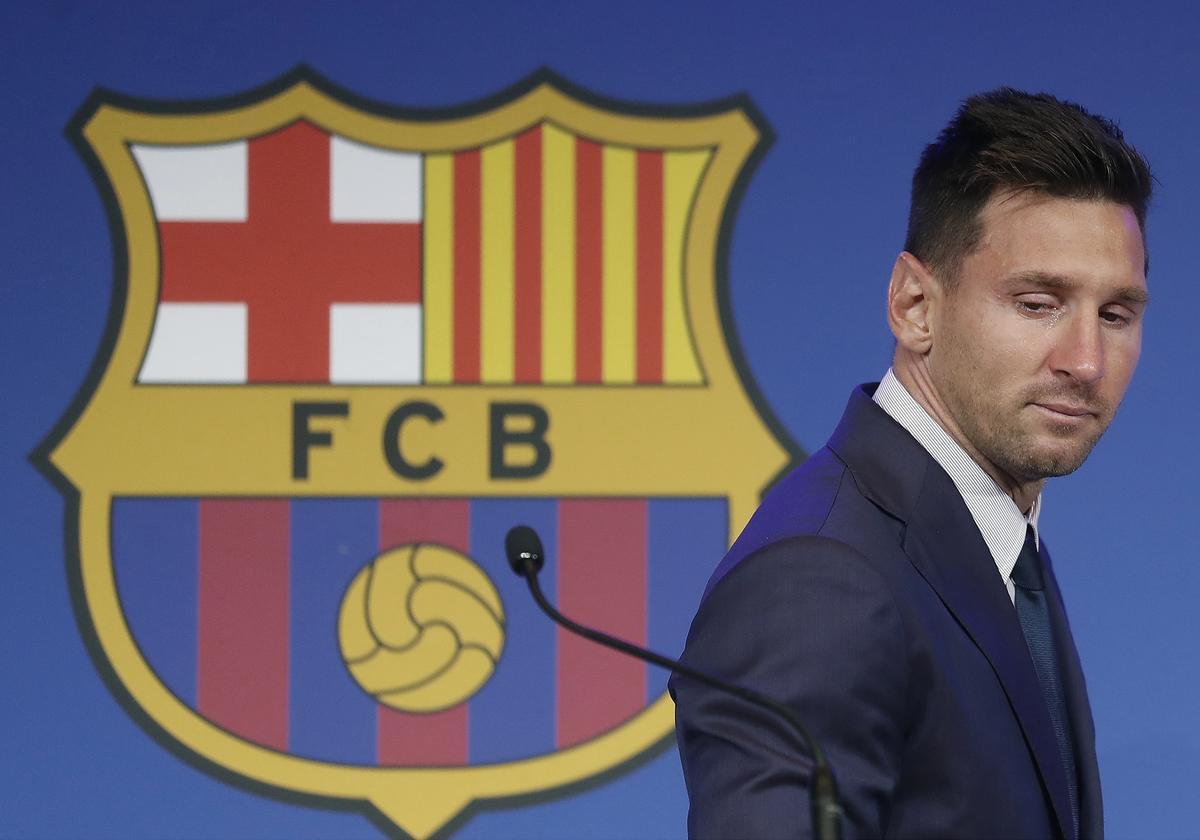 El delantero argentino Lionel Messi, en una foto de archivo de la rueda de prensa de su despedida del Barcelona. EFE/Andreu Dalmau