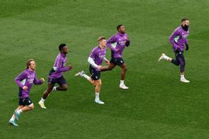 Instante de la sesión de entrenamiento abierta al público que realizó el Real Madrid.