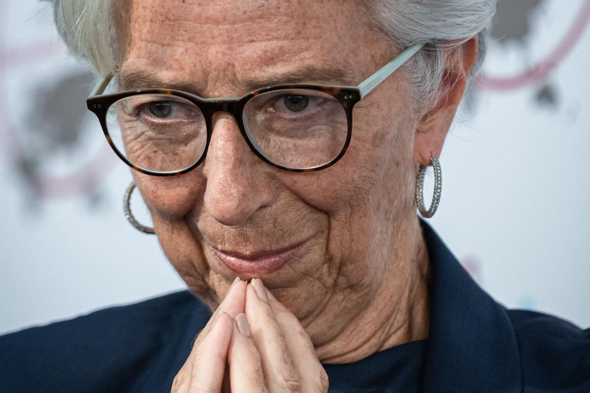 Lagarde: "Seguiremos subiendo los tipos de interés a un ritmo constante"