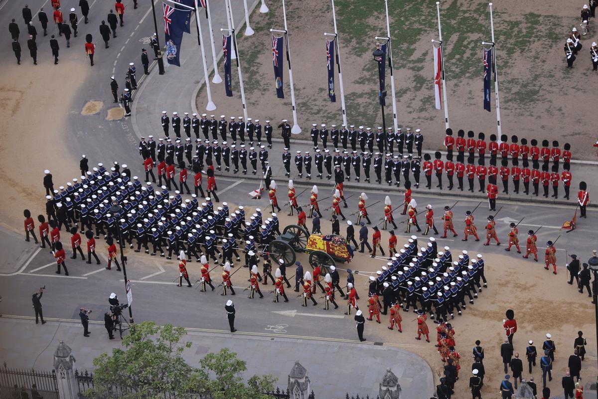 Solemne funeral de Estado por la reina Isabel II