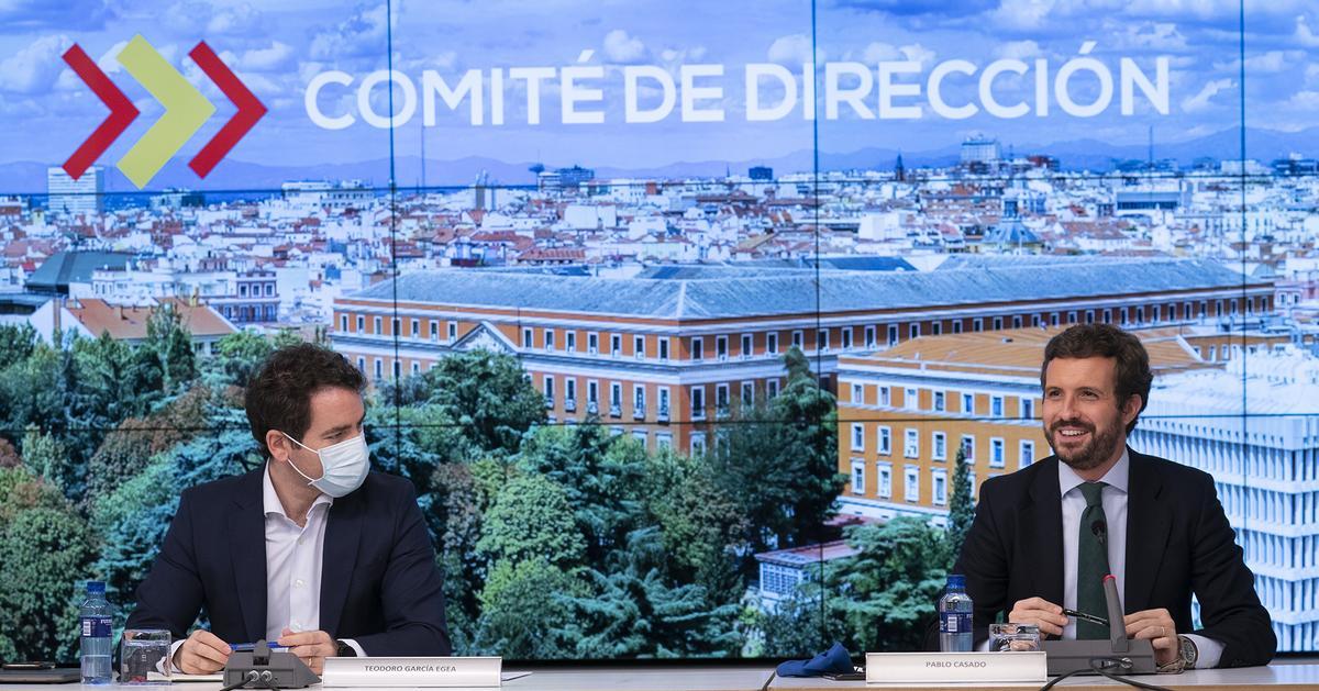Pablo Casado y Teodoro García Egea presiden una reunión del Comité de Dirección del PP en Génova.