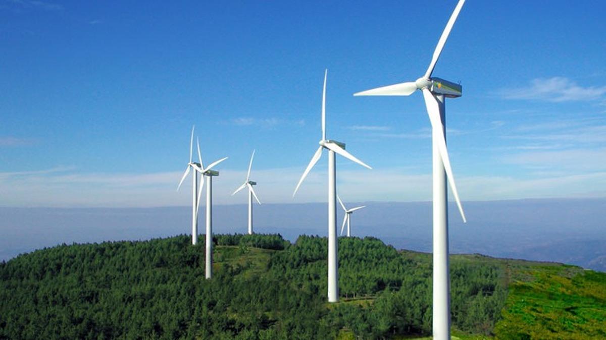 Parque eólico en España operado por Iberdrola. Parque eólico en España operado por Iberdrola.