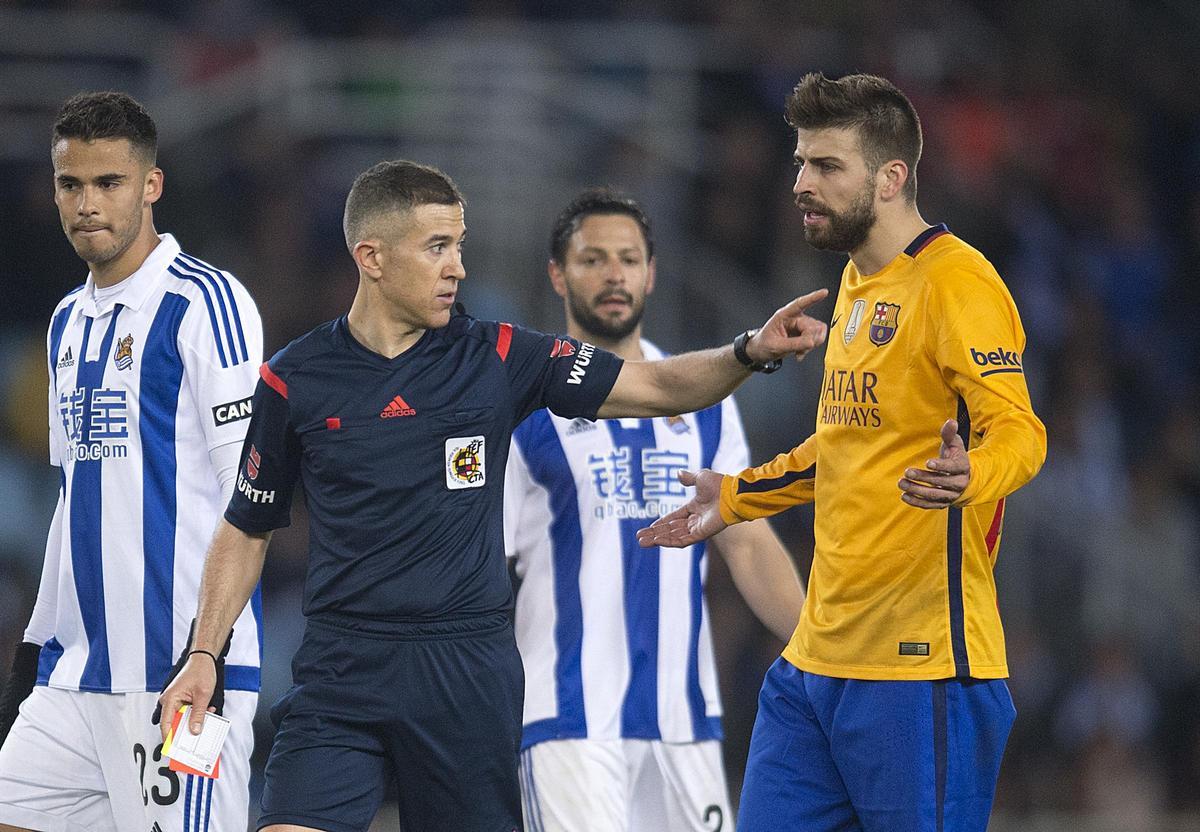 Iglesias Villanueva, durante un Real Sociedad-Barcelona. Iglesias Villanueva, durante un Real Sociedad-Barcelona.