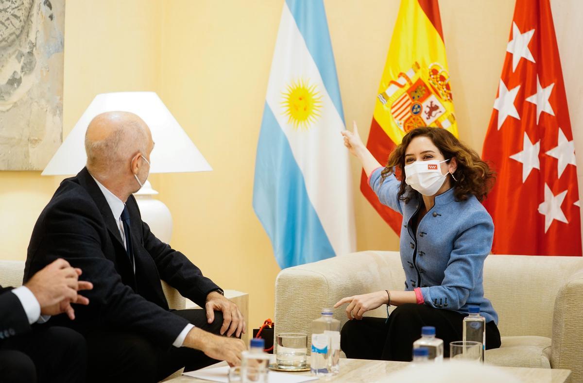 Isabel Díaz Ayuso recibe al jefe de Gobierno de Buenos Aires, Horacio Rodríguez Larreta.