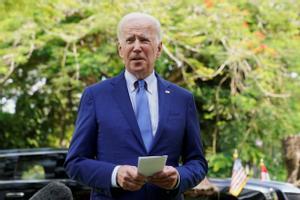 El presidente estadounidense, Joe Biden, aseguró este miércoles que es poco probable que se disparara desde Rusia el misil que provocó una explosión en Polonia, cerca de la frontera con Ucrania, y adelantó que el G7 y la OTAN apoyarán la investigación del Gobierno polaco sobre el incidente antes de dar más pasos. Vídeo: EFE
