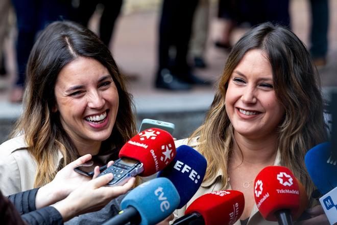 Alejandra Jacinto junto a Irene Montero durante la campaña del 28M.